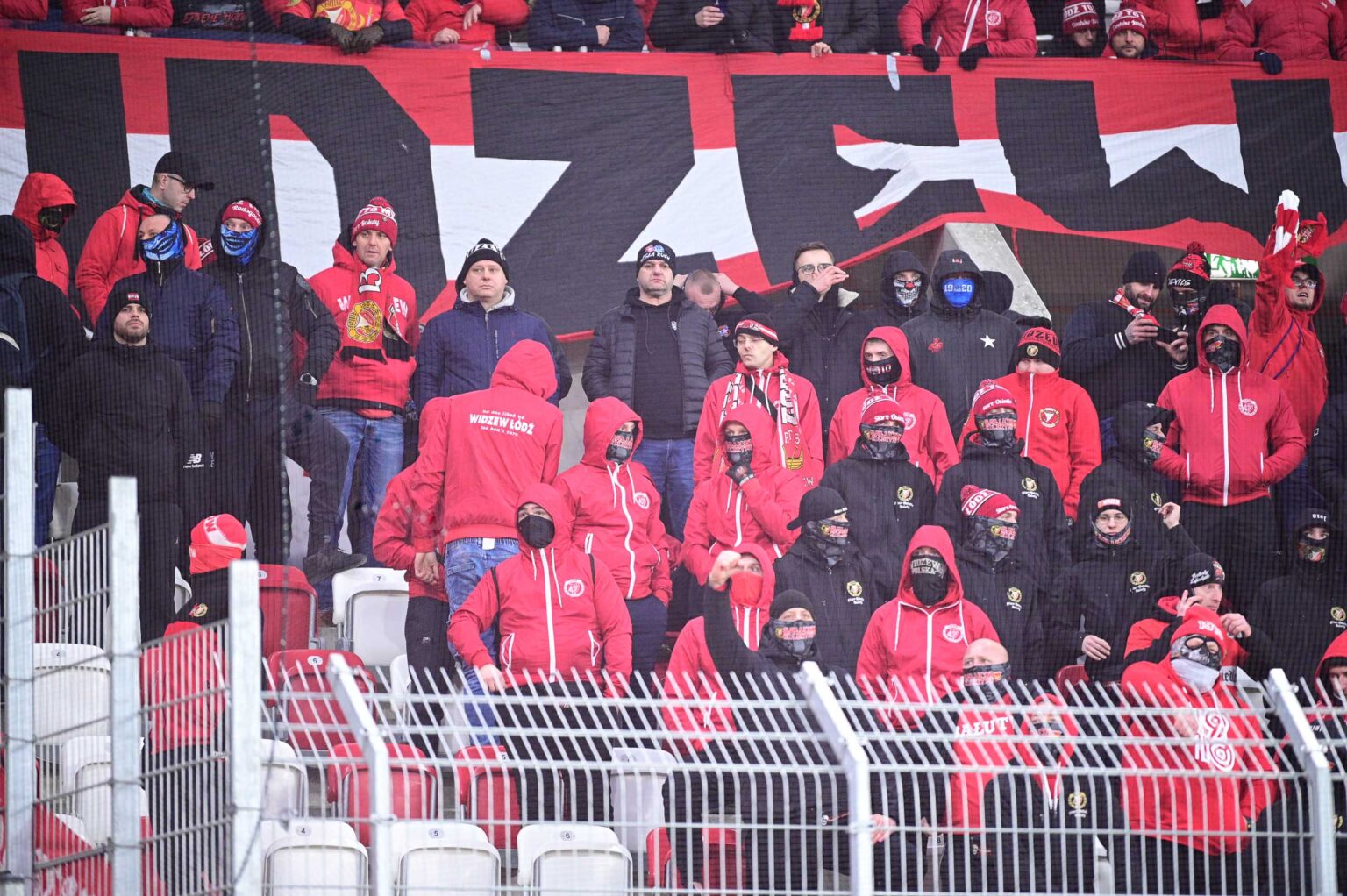 Doping Kibicow WIdzewa na 70 derbach Lodzi 64