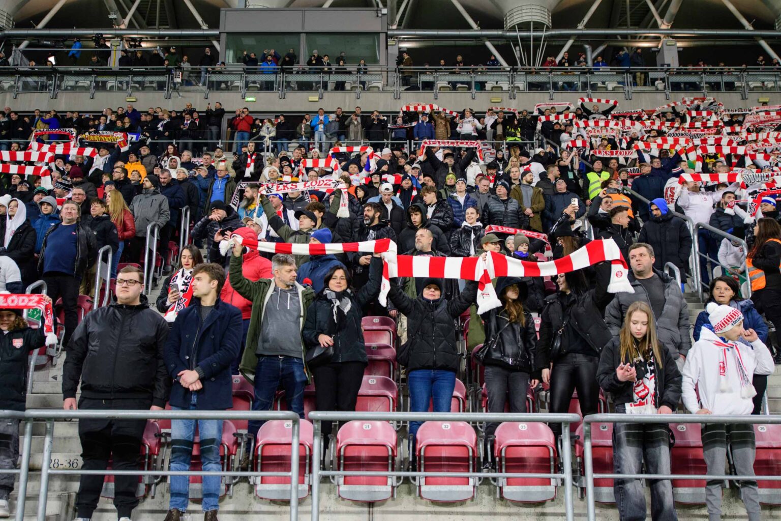 70. derby Łodzi: doping kibiców ŁKS