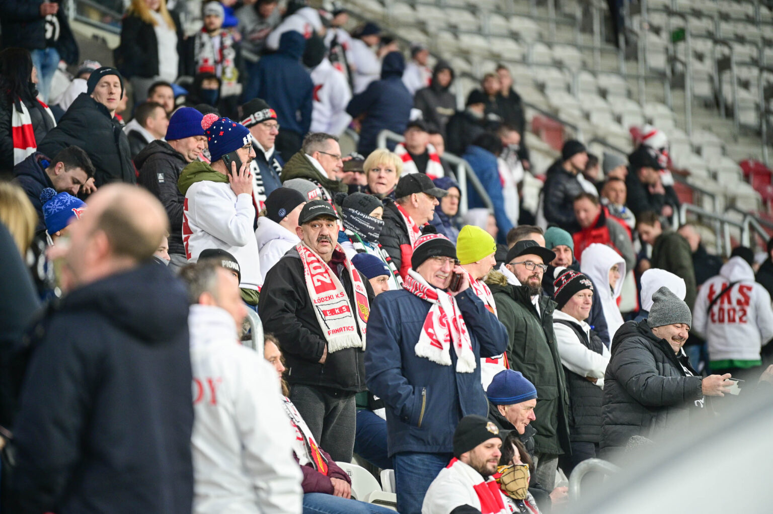 70. derby Łodzi: doping kibiców ŁKS