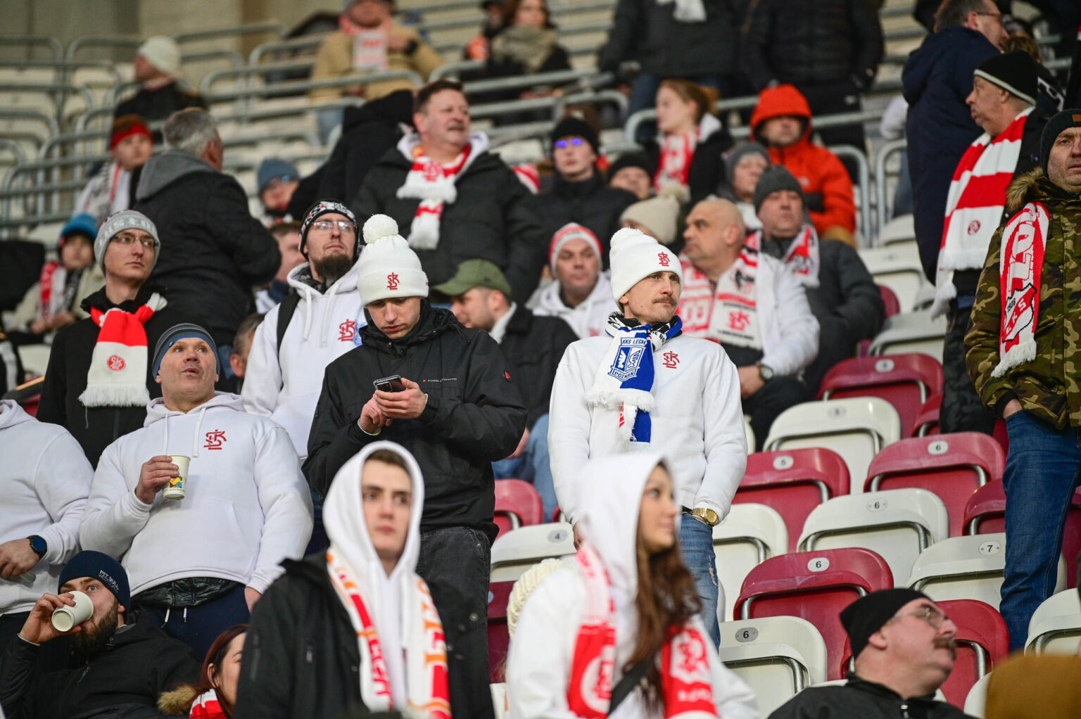 70. derby Łodzi: doping kibiców ŁKS