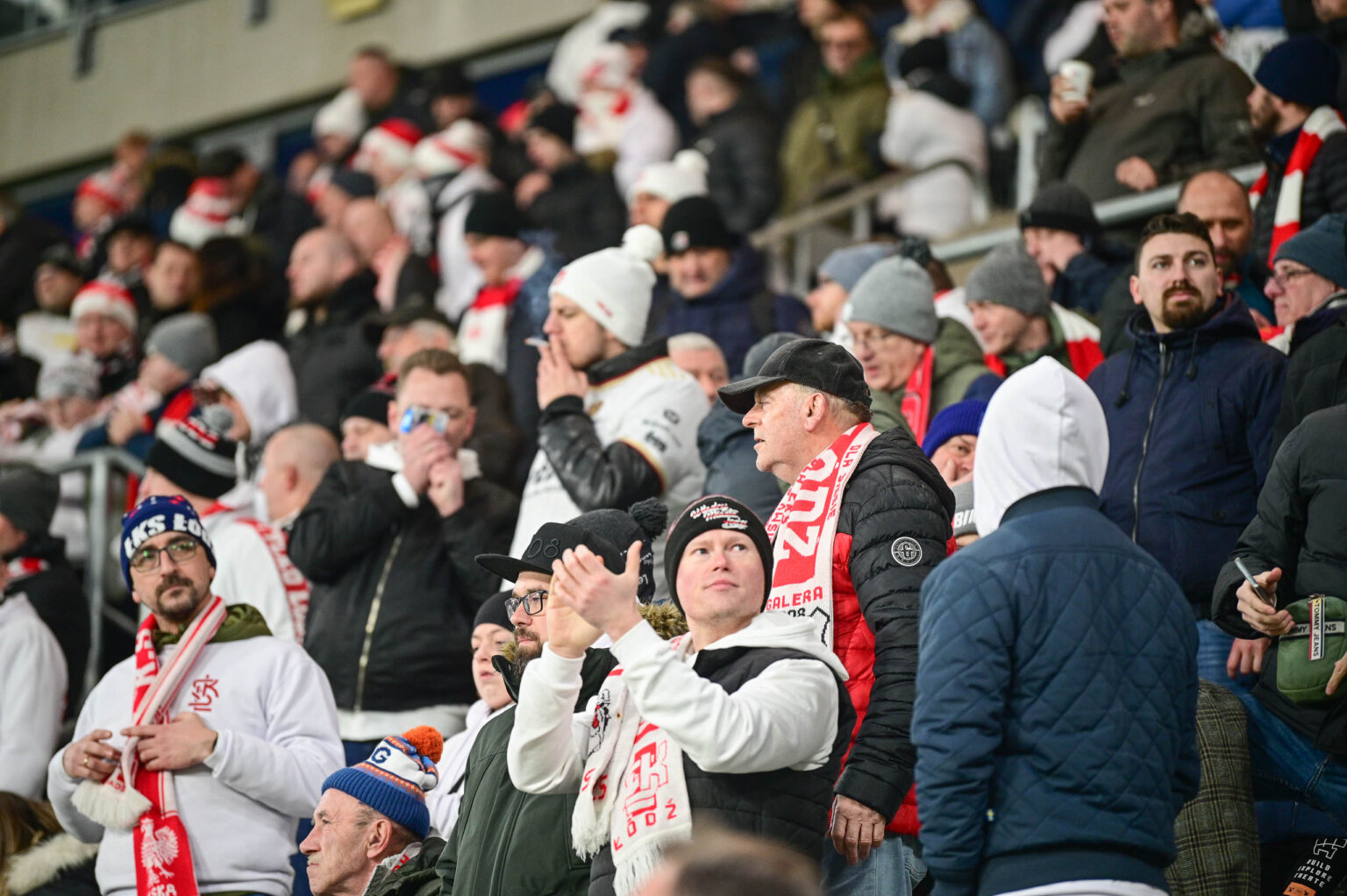 70. derby Łodzi: doping kibiców ŁKS