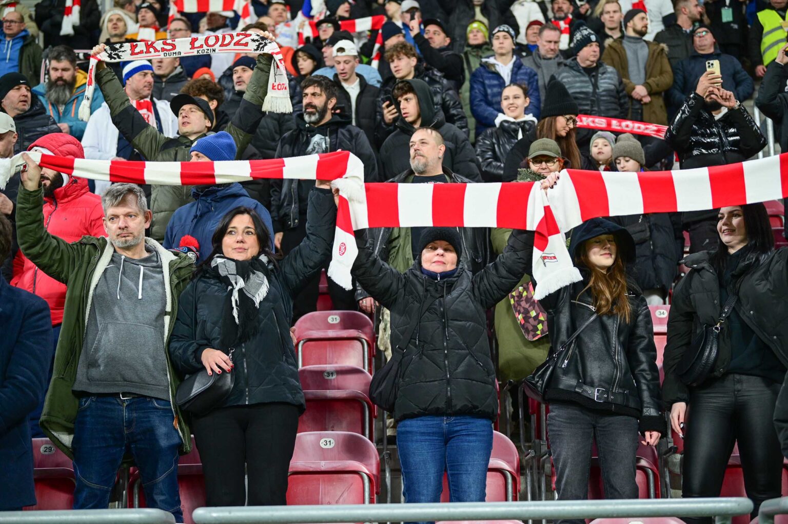 70. derby Łodzi: doping kibiców ŁKS