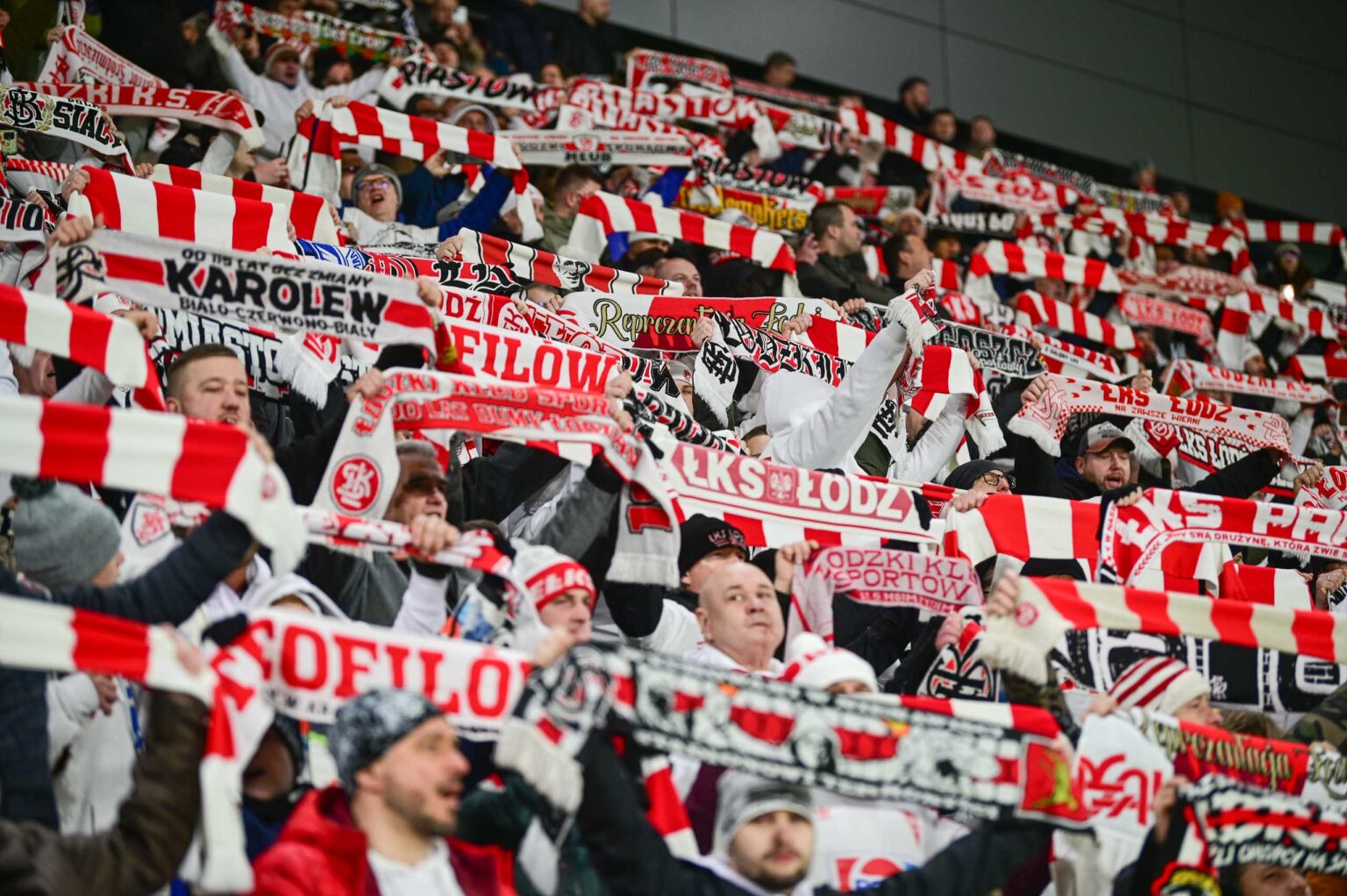 70. derby Łodzi: doping kibiców ŁKS