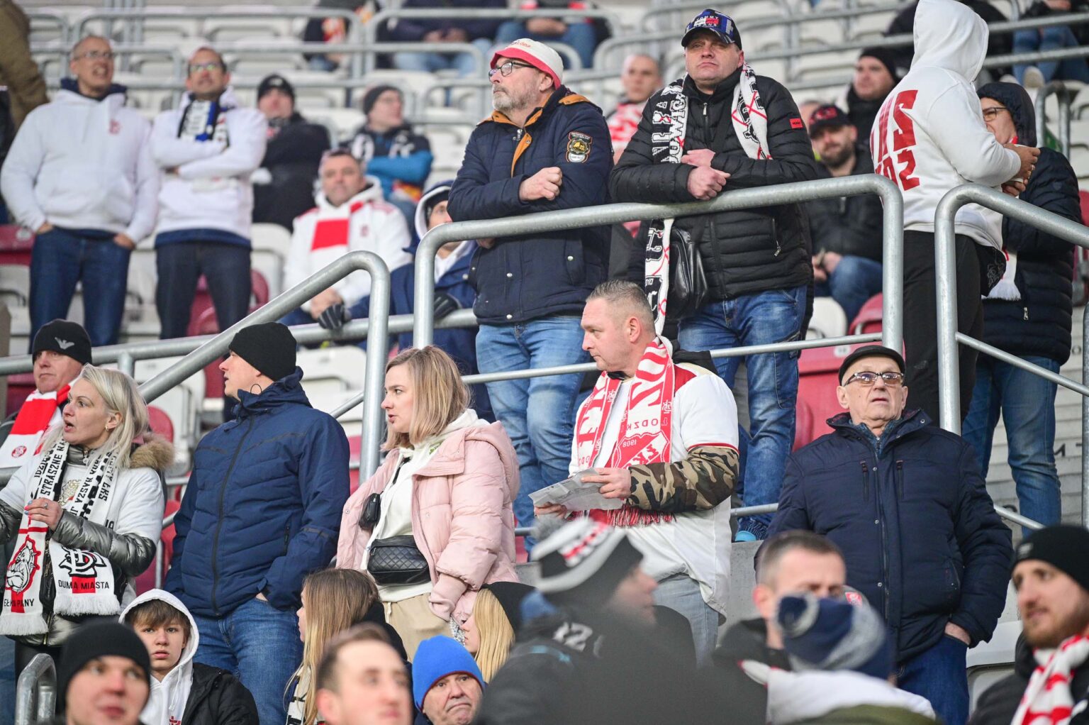 70. derby Łodzi: doping kibiców ŁKS