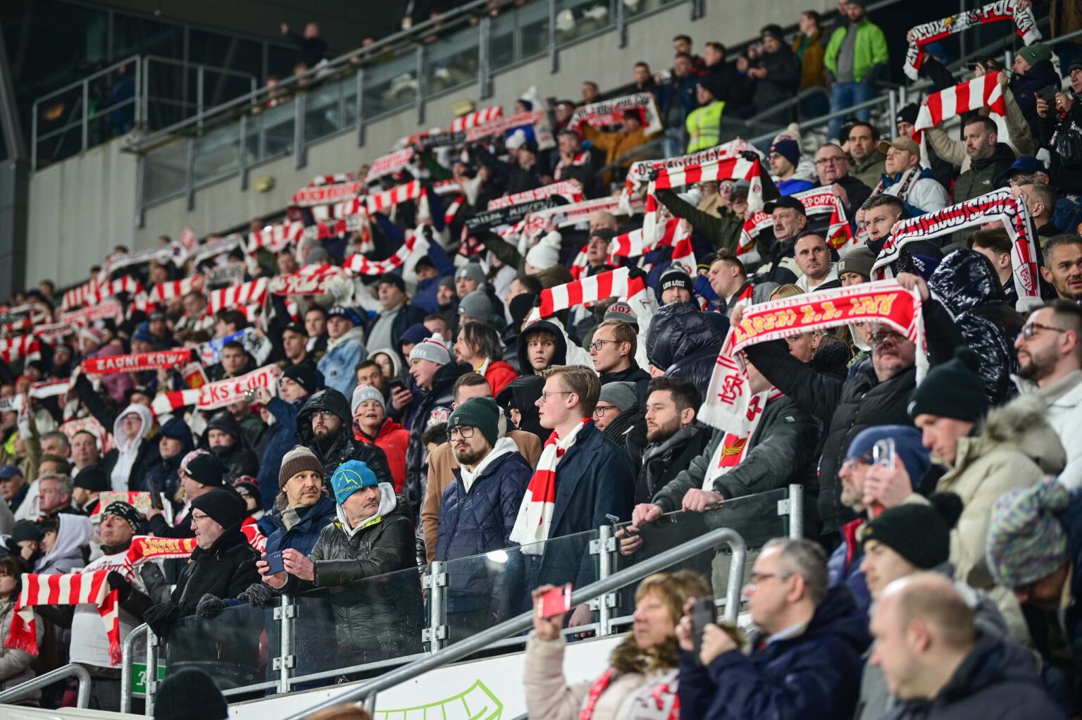 70. derby Łodzi: doping kibiców ŁKS