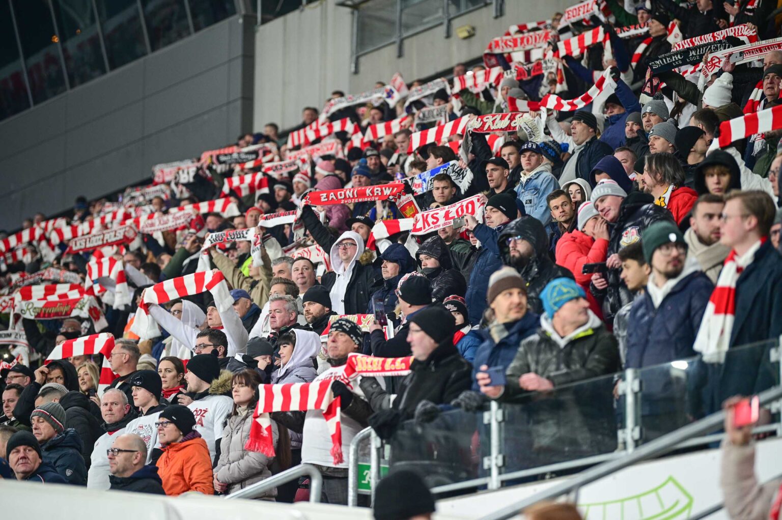 70. derby Łodzi: doping kibiców ŁKS