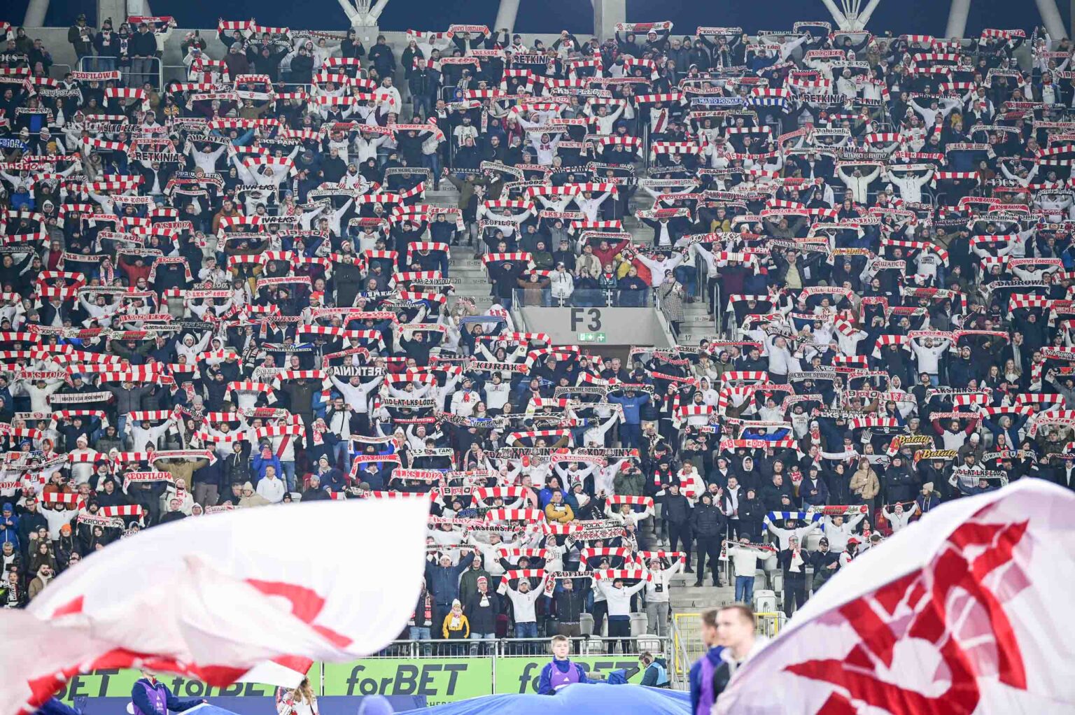 70. derby Łodzi: doping kibiców ŁKS