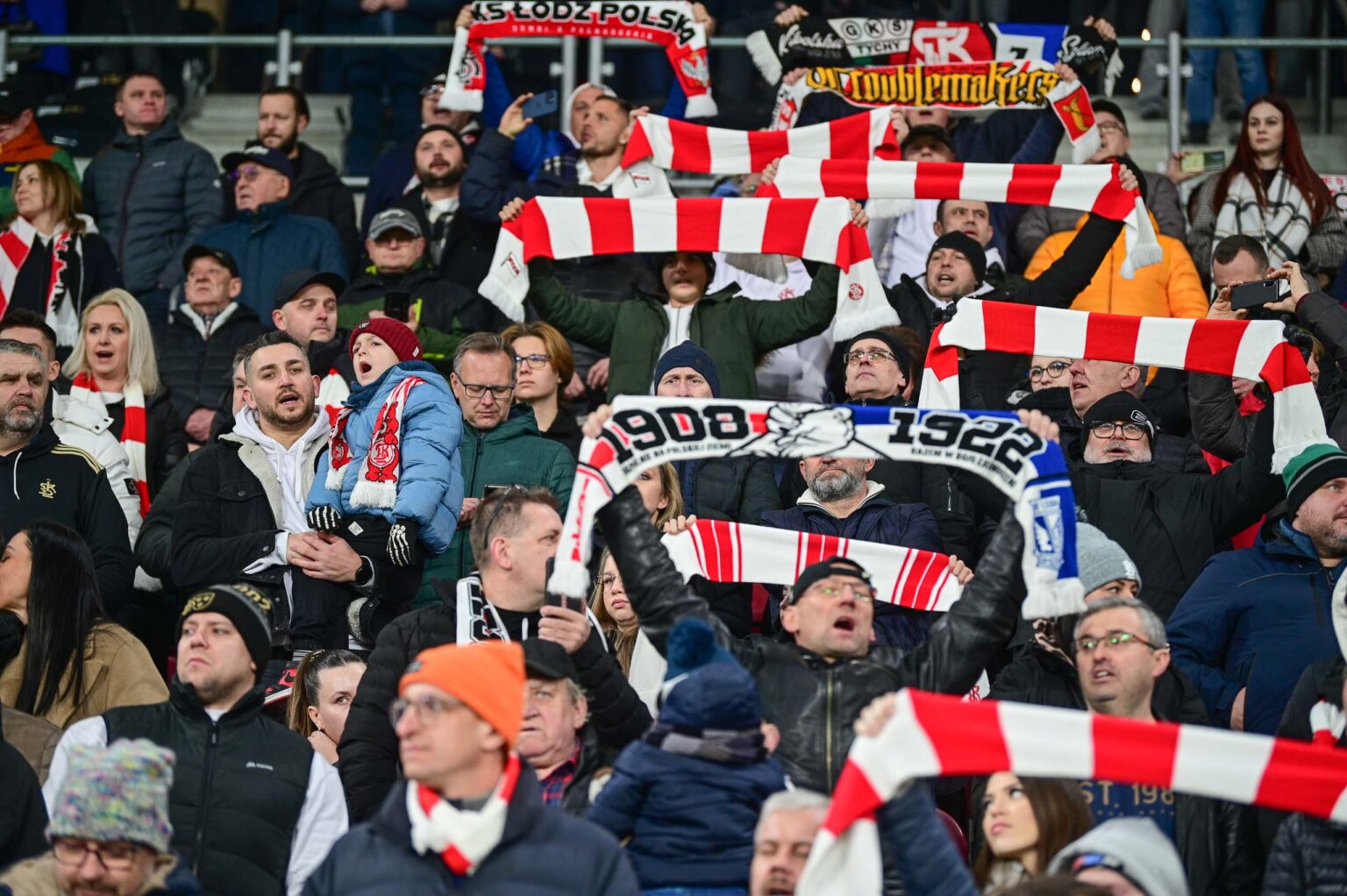 70. derby Łodzi: doping kibiców ŁKS