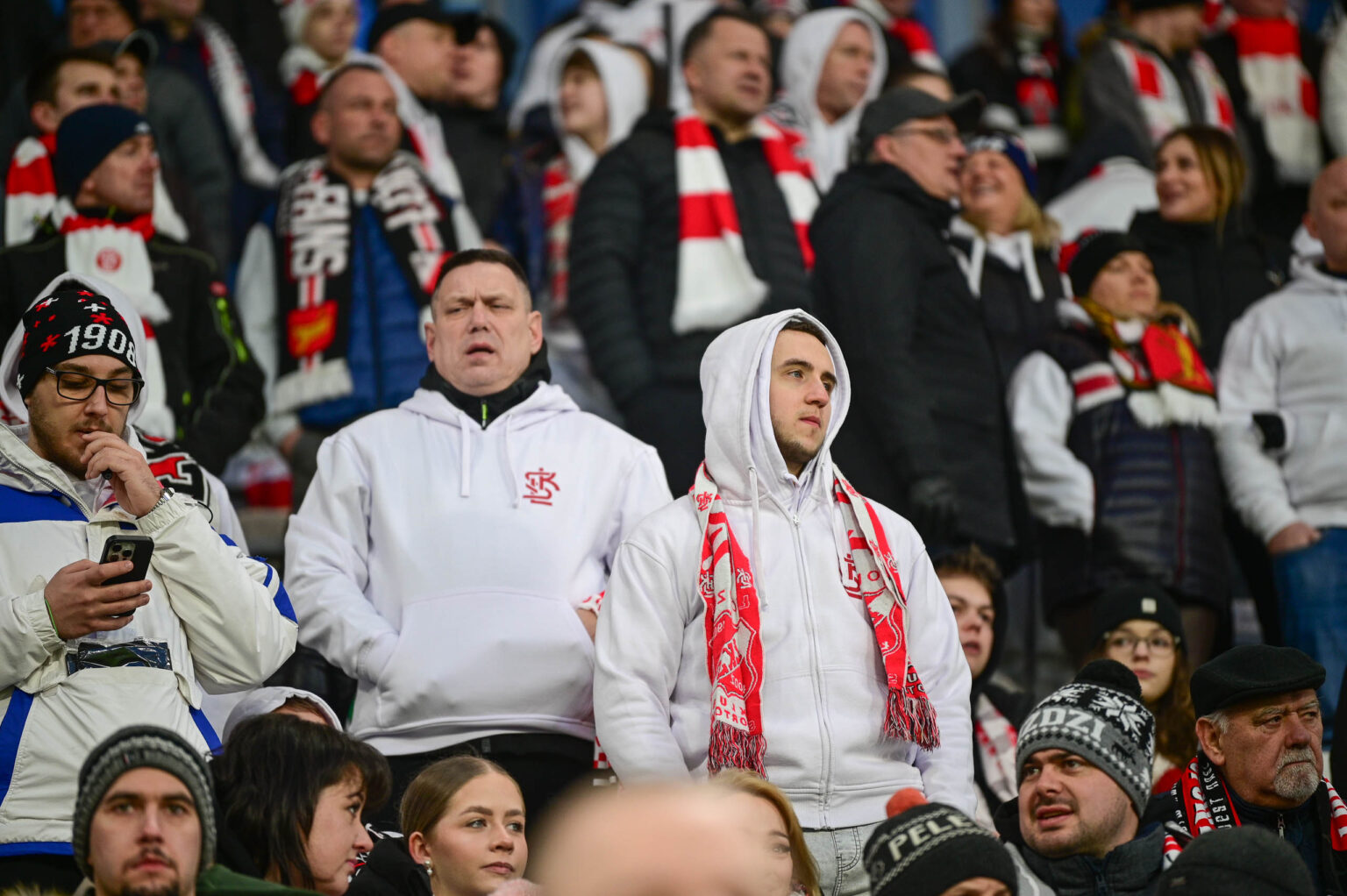 70. derby Łodzi: doping kibiców ŁKS