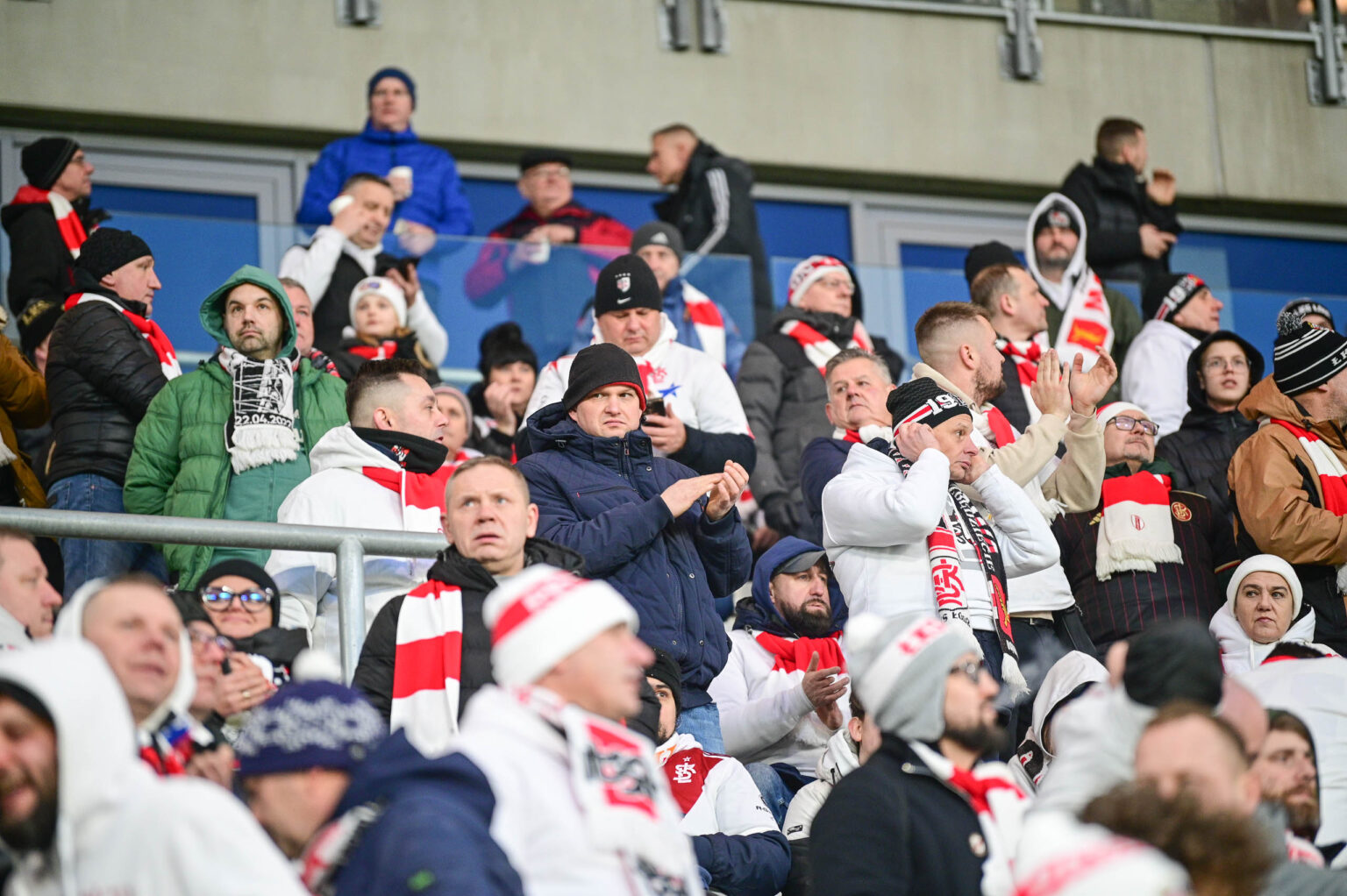 70. derby Łodzi: doping kibiców ŁKS