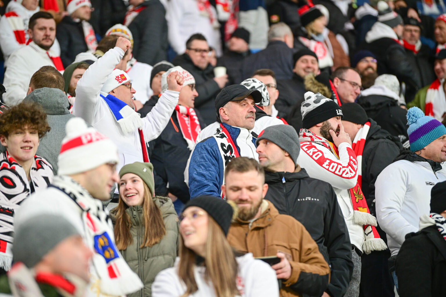 70. derby Łodzi: doping kibiców ŁKS