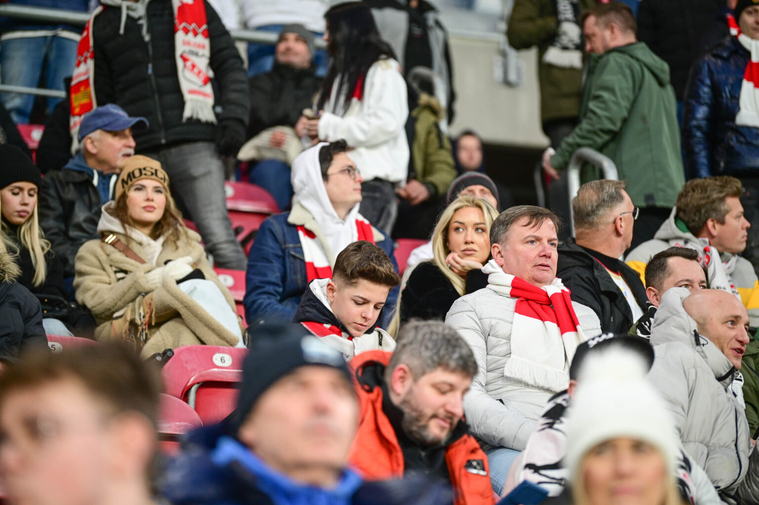 70. derby Łodzi: doping kibiców ŁKS
