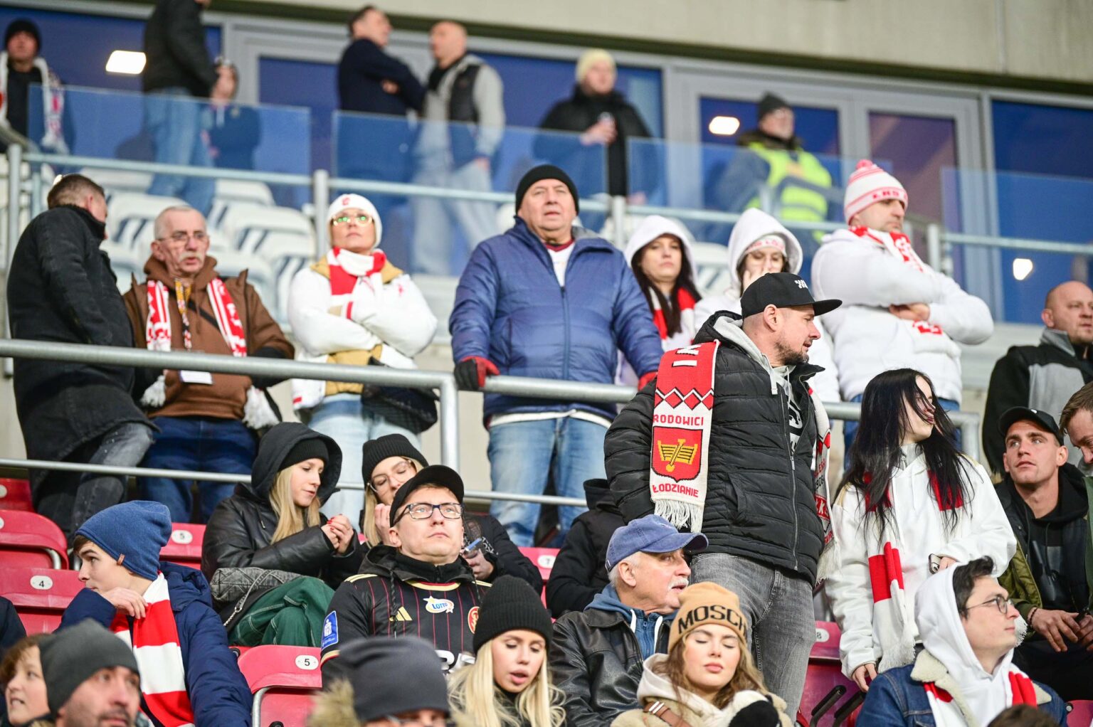 70. derby Łodzi: doping kibiców ŁKS