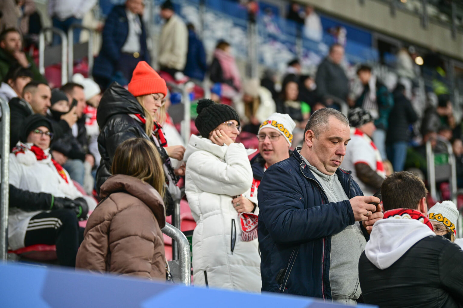 70. derby Łodzi: doping kibiców ŁKS