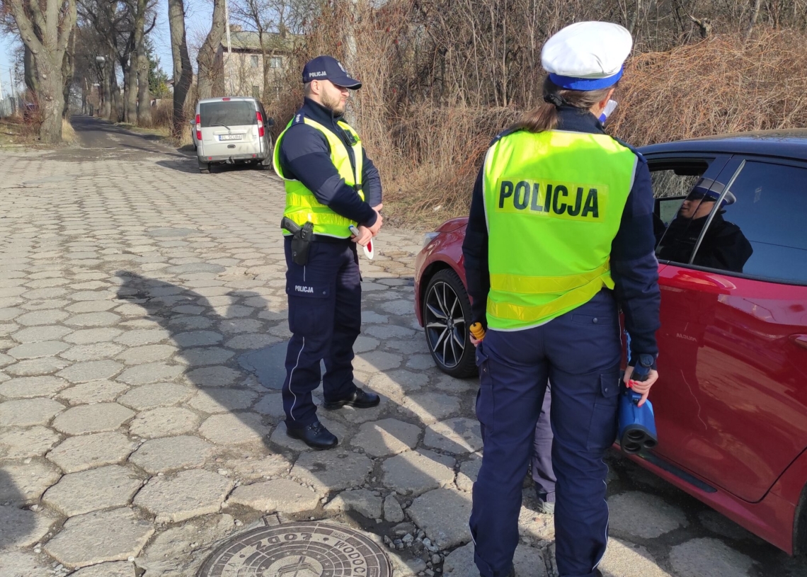 „Zwolnij! Jak kocha, to poczeka” – walentynkowa akcja łódzkiej drogówki