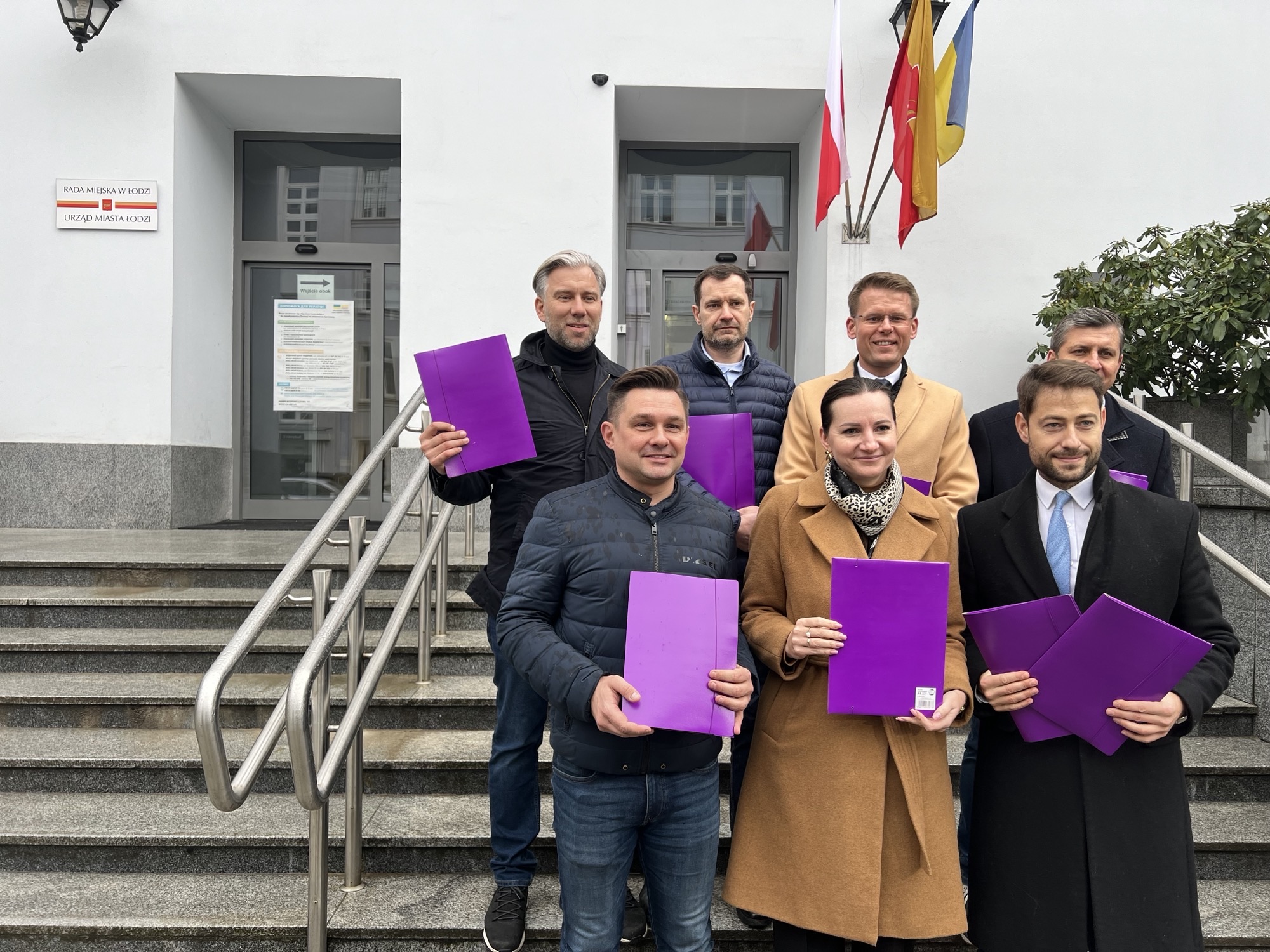 Wybory samorządowe 2024: Liderzy KO w Łodzi zarejestrowali swoich kandydatów