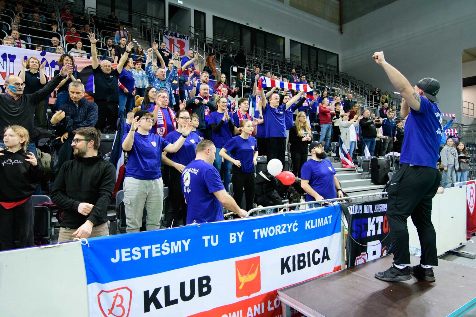 Kibice Grot Budowlani Lodz – NUC Volleyball