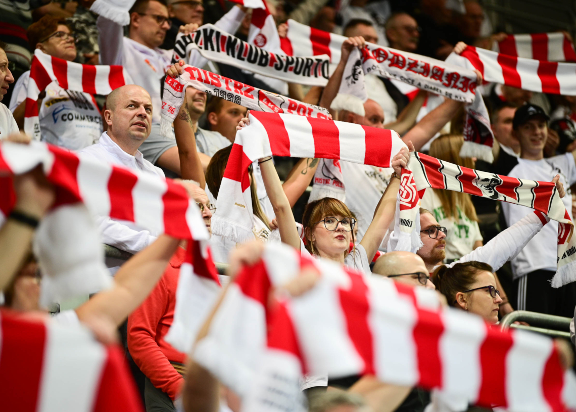 Doping kibiców ŁKS-u Commercecon Łódź w meczu z Allianz Vero Volley Mediolan