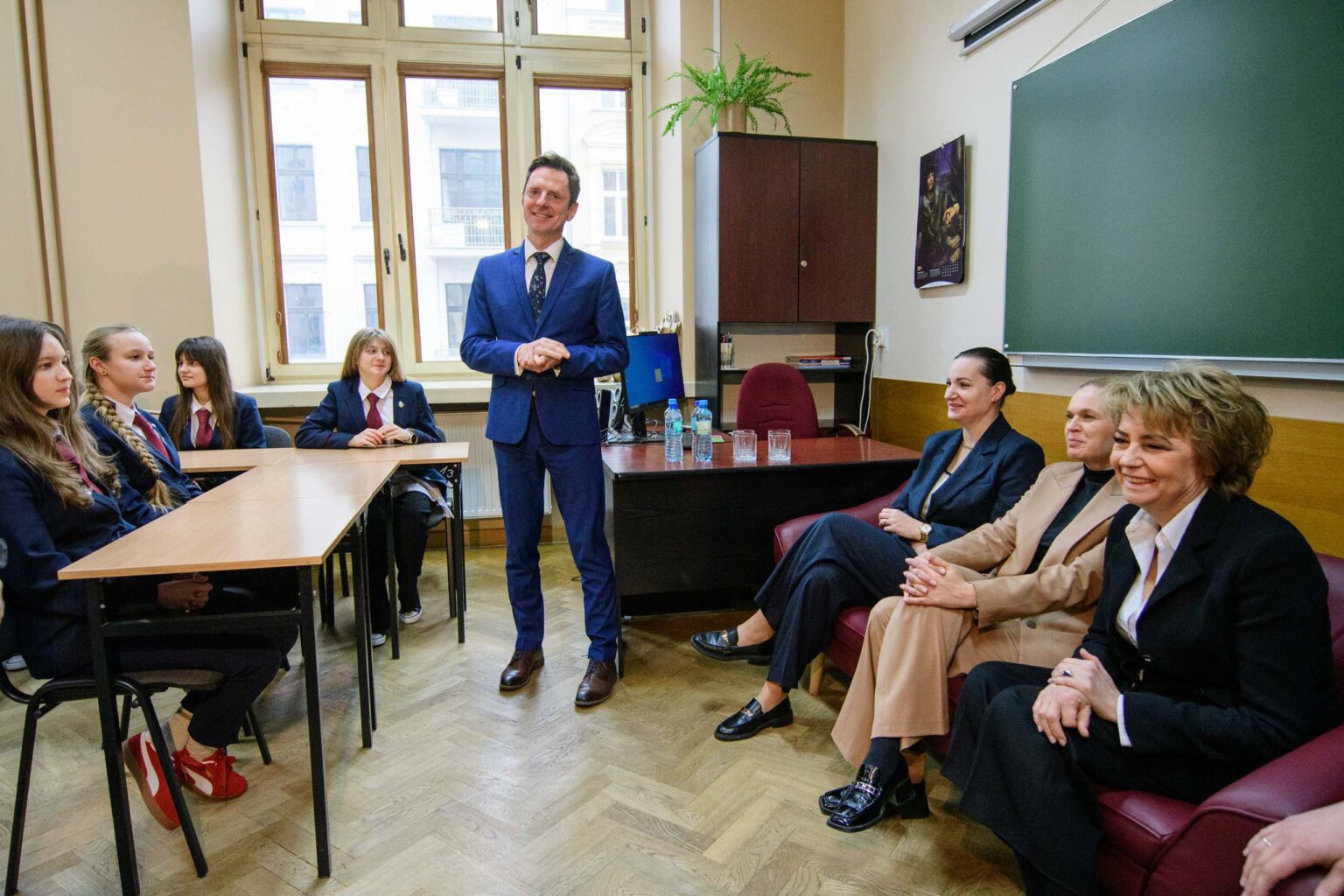 Minister edukacji w Liceum nr 1 6