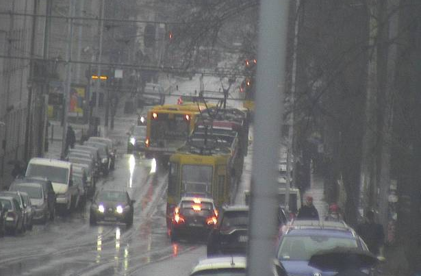 Zatrzymanie ruchu tramwajów linii 17 na Pomorskiej 1 Zatrzymanie ruchu tramwajów na Pomorskiej