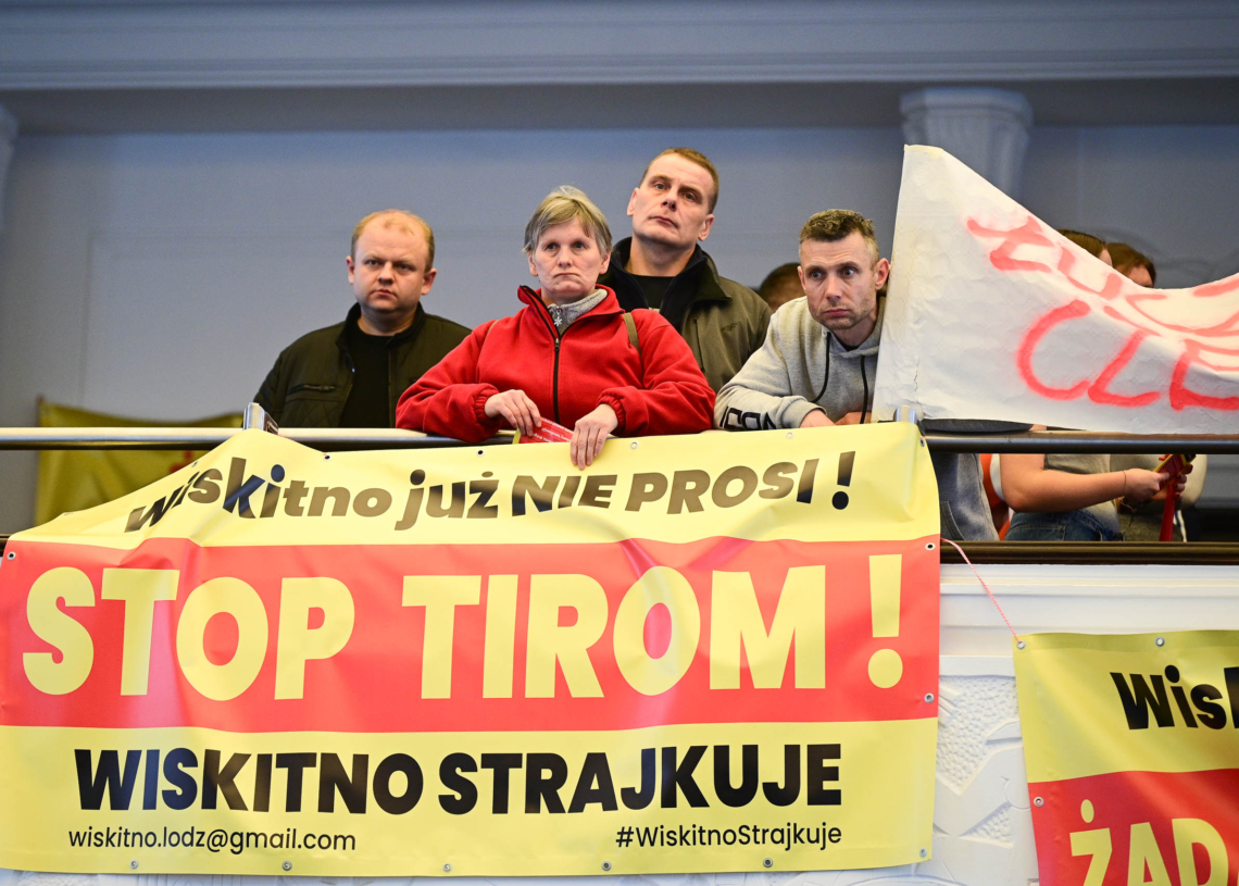Mieszkańcy Wiskitna protestowali podczas sesji Rady Miejskiej
