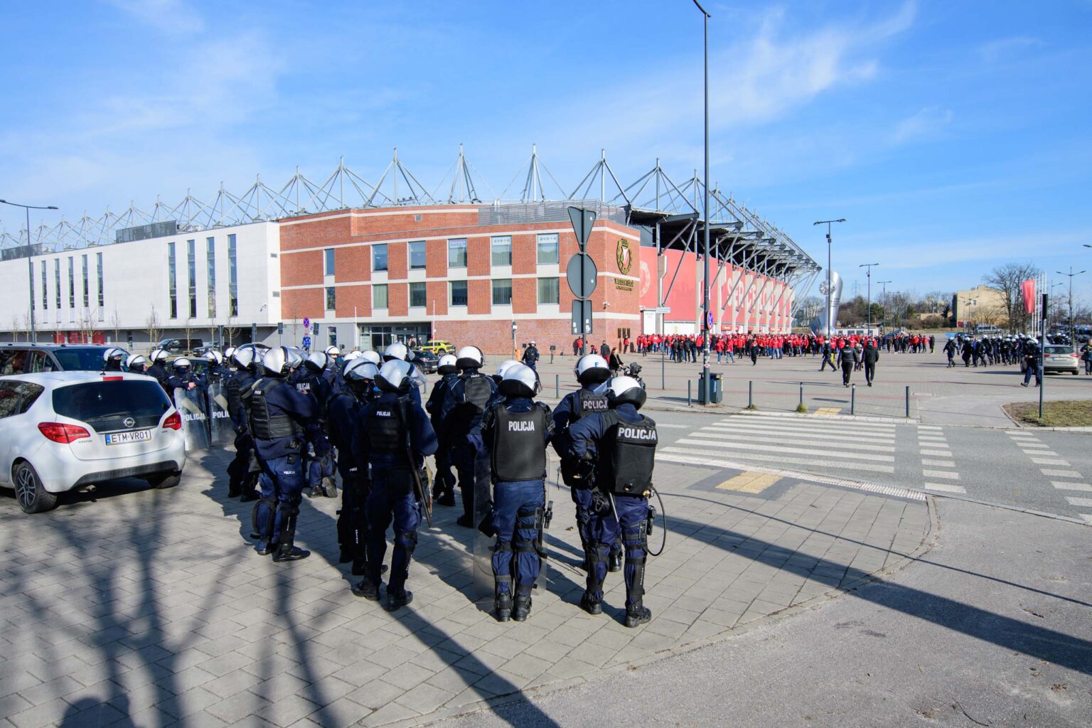 Przemarsz kibicow Widzewa