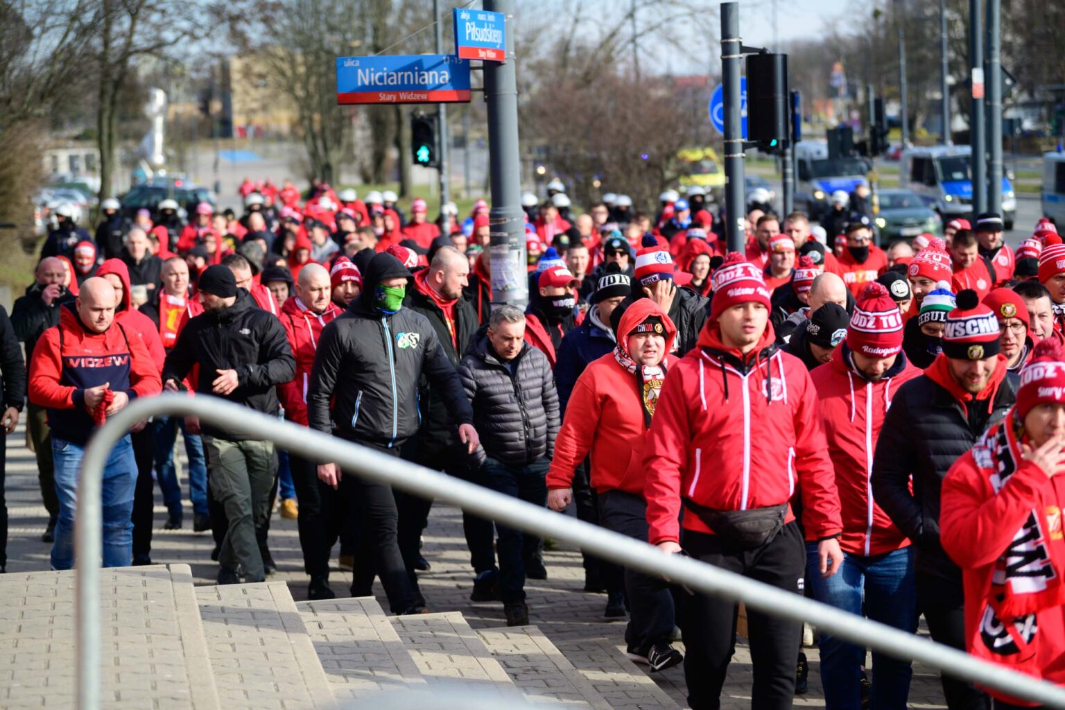 Przemarsz kibicow Widzewa 123