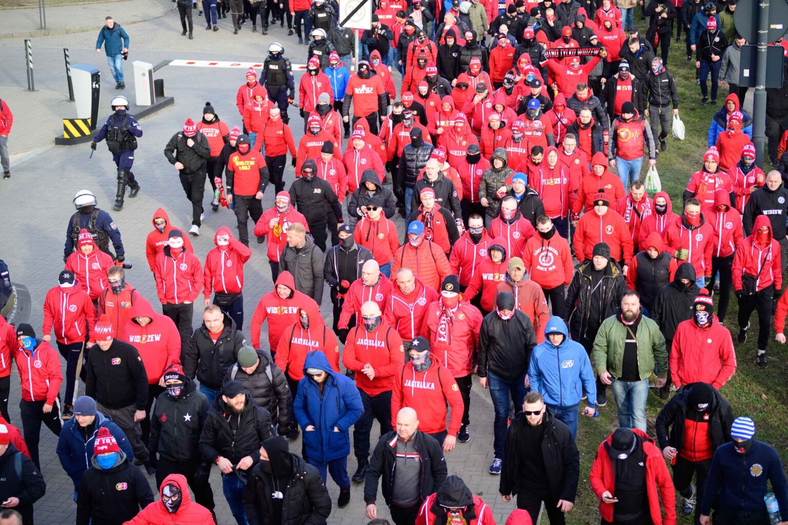 Przemarsz kibicow Widzewa 149