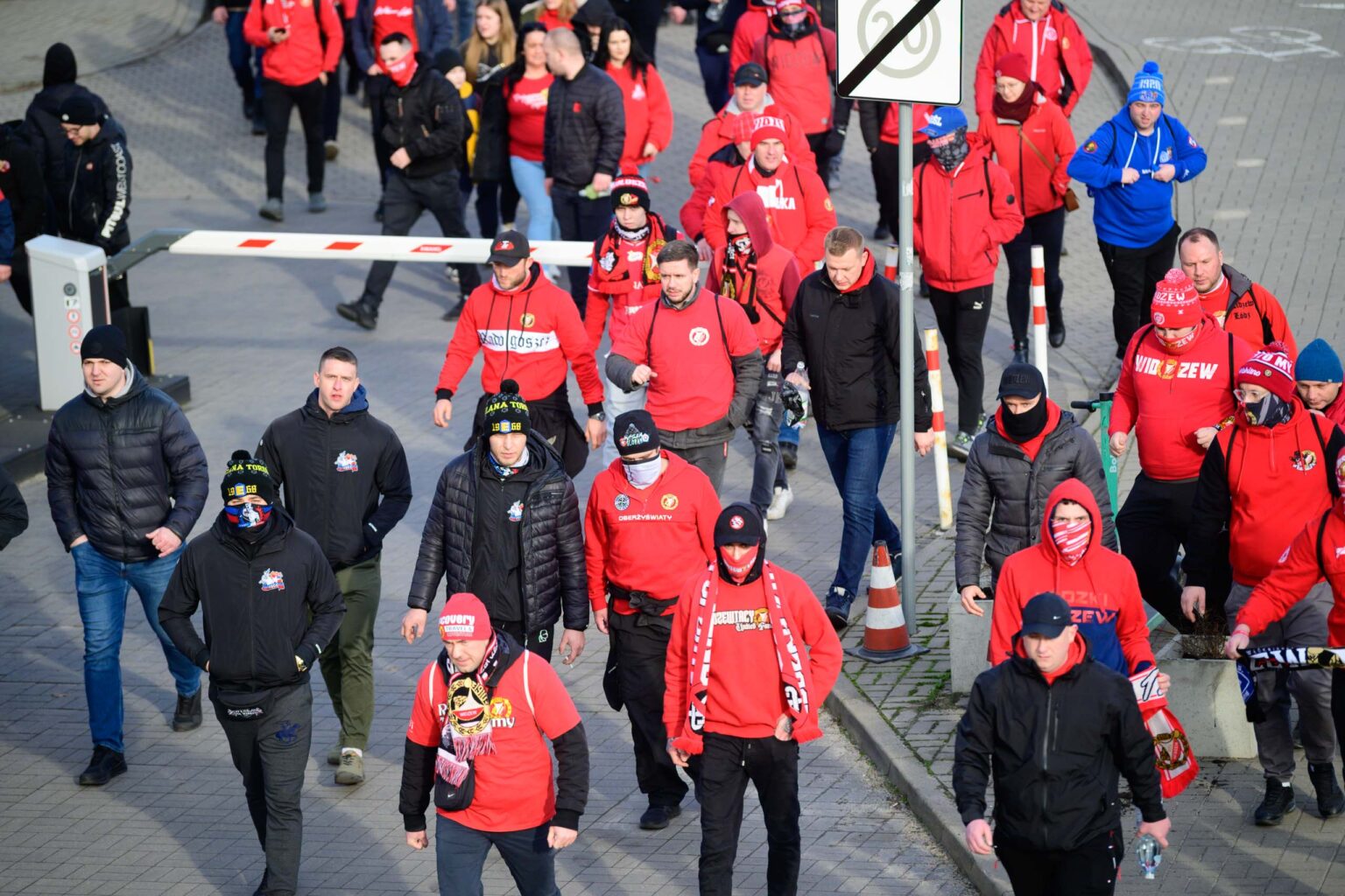 Przemarsz kibicow Widzewa 167