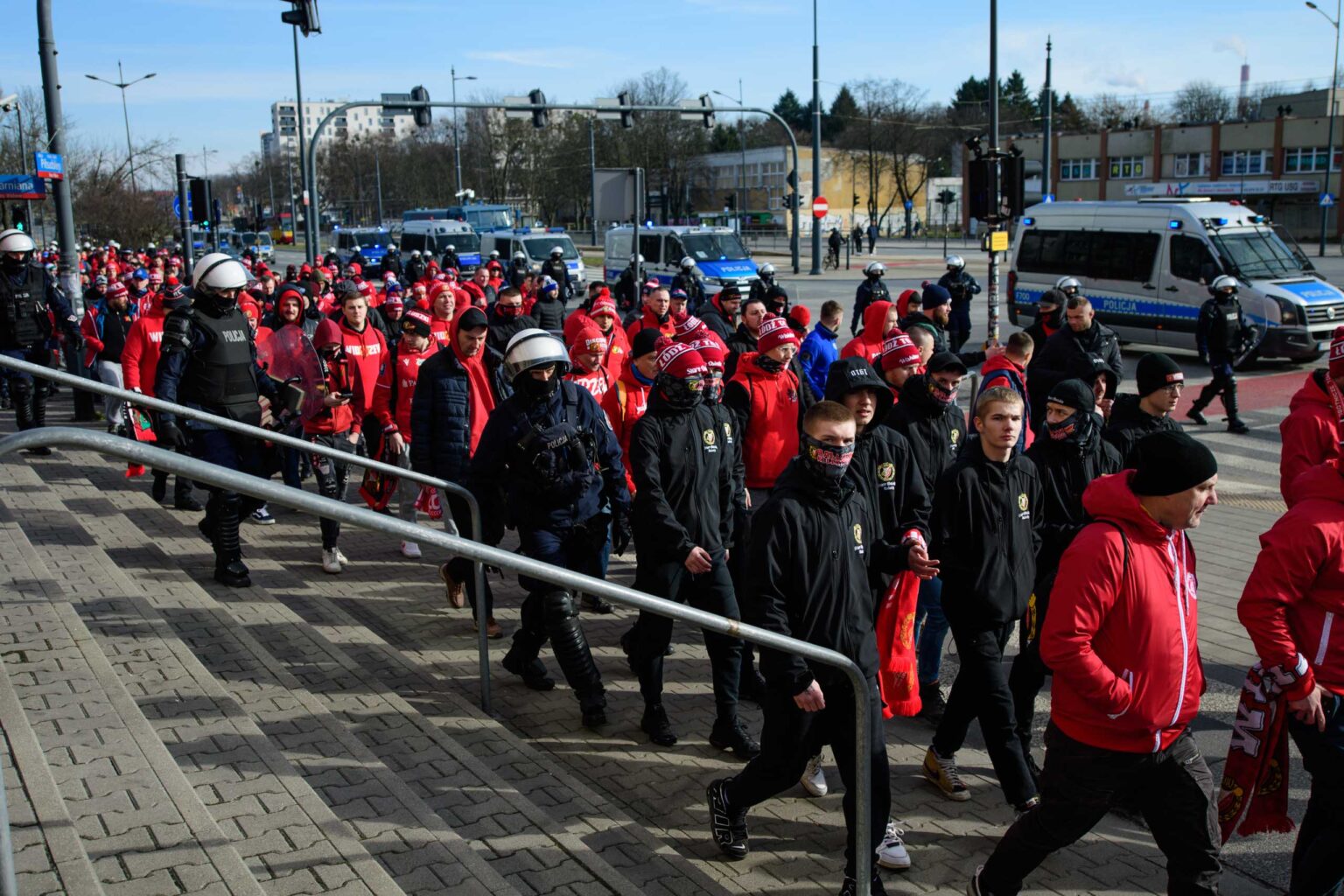Przemarsz kibicow Widzewa 24