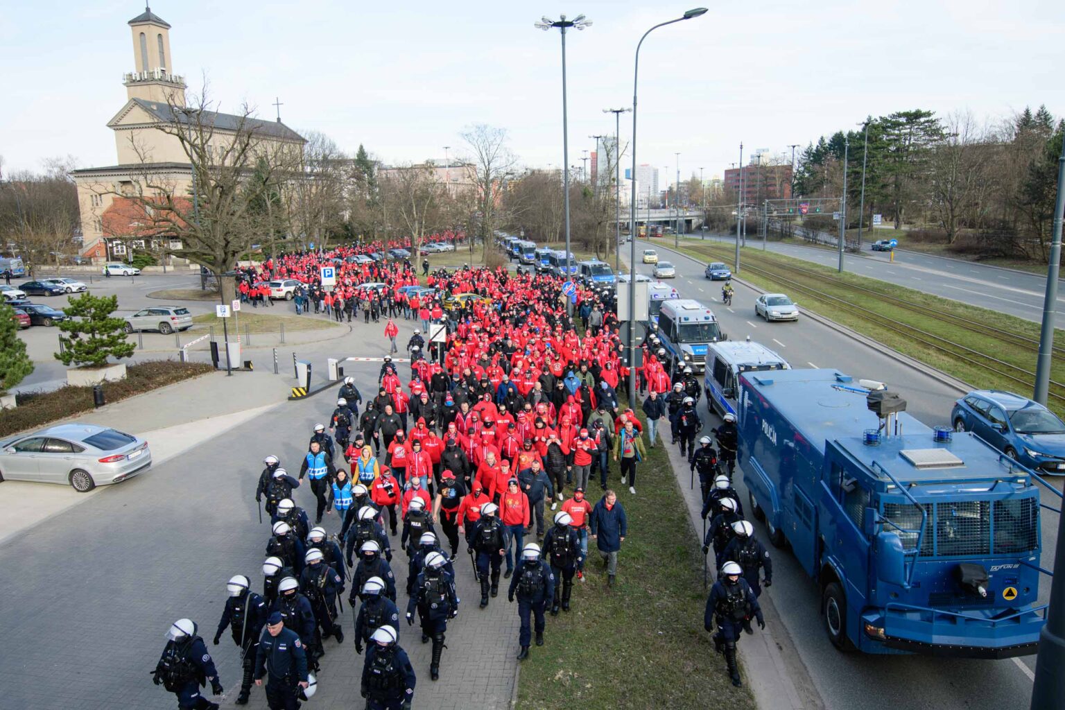 Przemarsz kibicow Widzewa 27