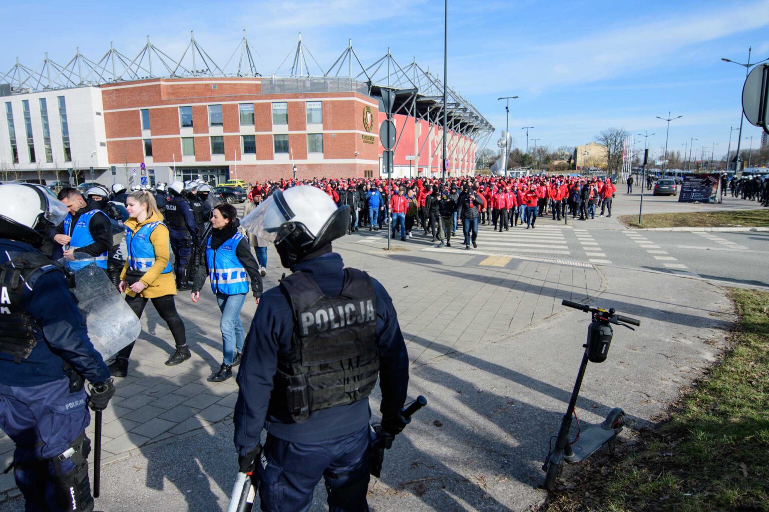 Przemarsz kibicow Widzewa 4