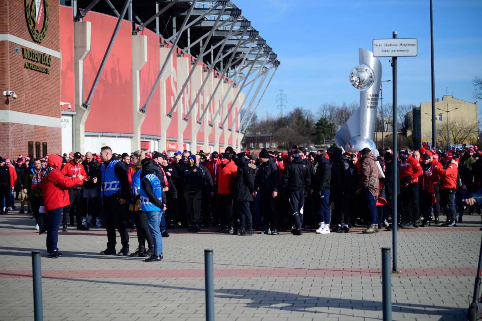 Przemarsz kibicow Widzewa 53