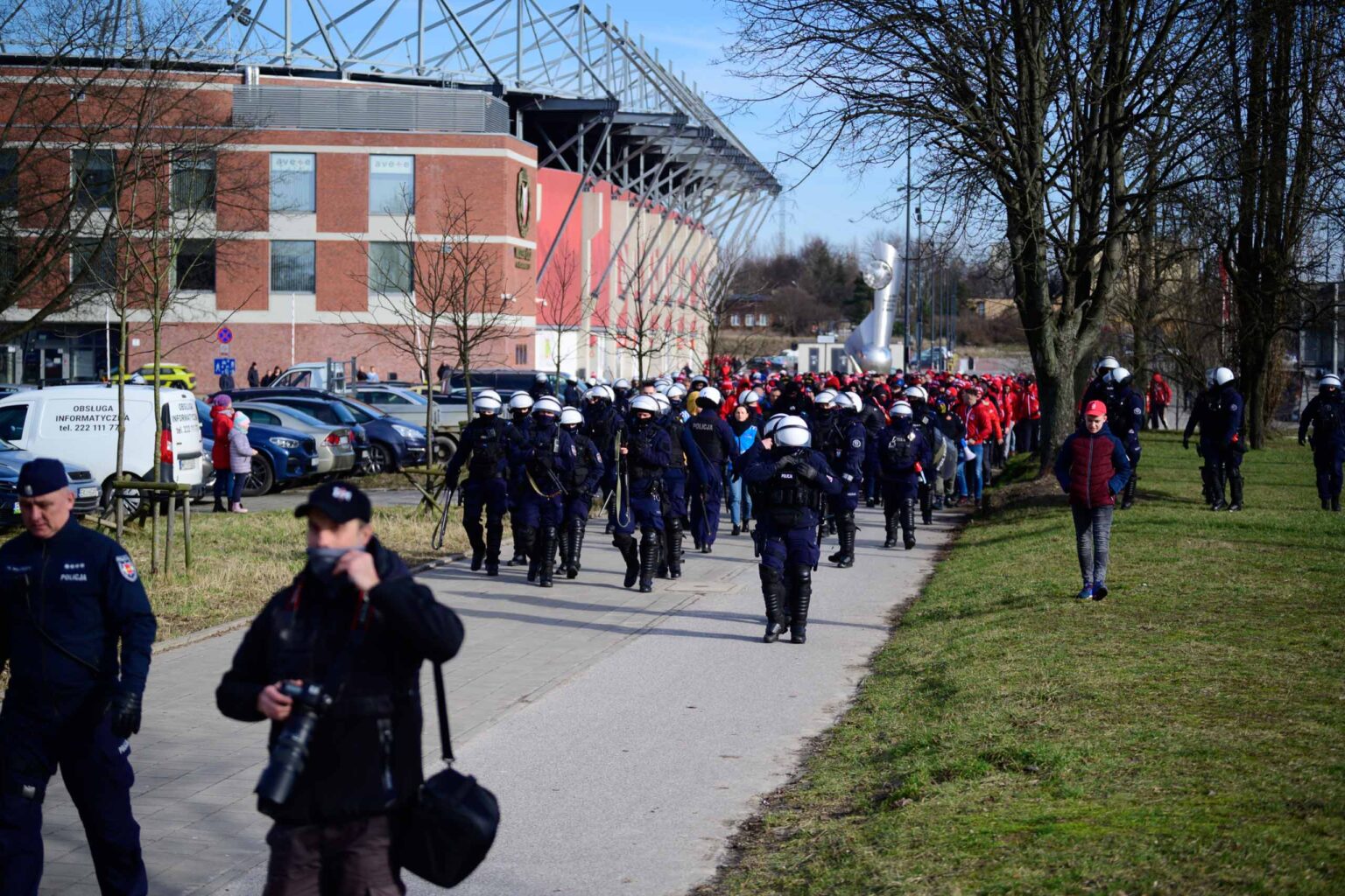 Przemarsz kibicow Widzewa 61
