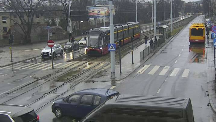 Zatrzymanie ruchu tramwajowego na rondzie Lotników Lwowskich. Dotyczy ono 3 linii 1 Zatrzymanie ruchu tramwajowego na rondzie Lotników Lwowskich