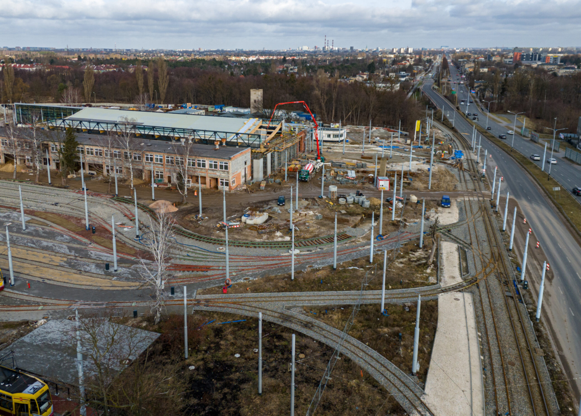 Modernizacja zajezdni Chocianowice przedłuży się do drugiego kwartału tego roku