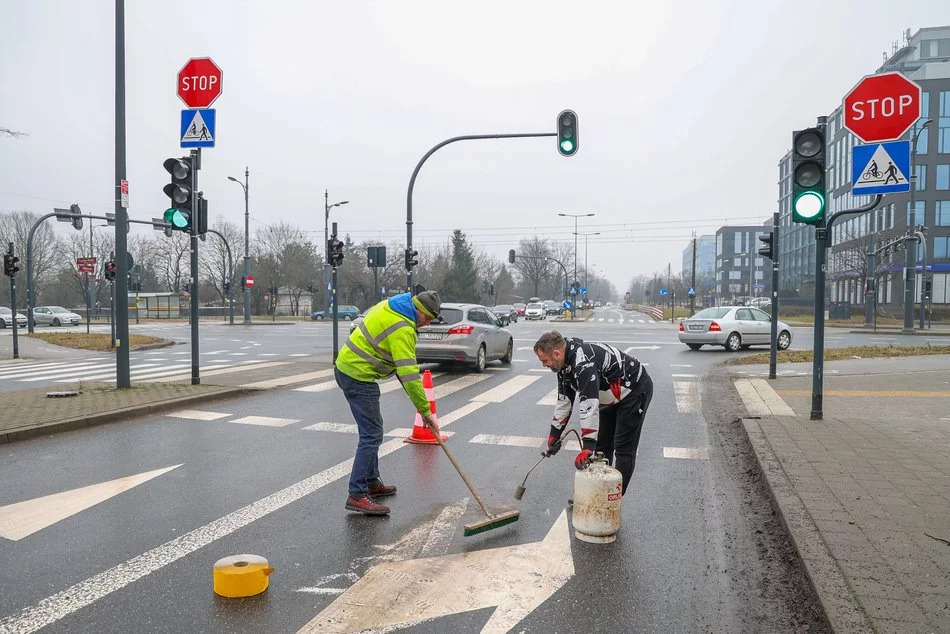 Na skrzyżowaniu Śmigłego-Rydza i Milionowej zmieniono organizację ruchu