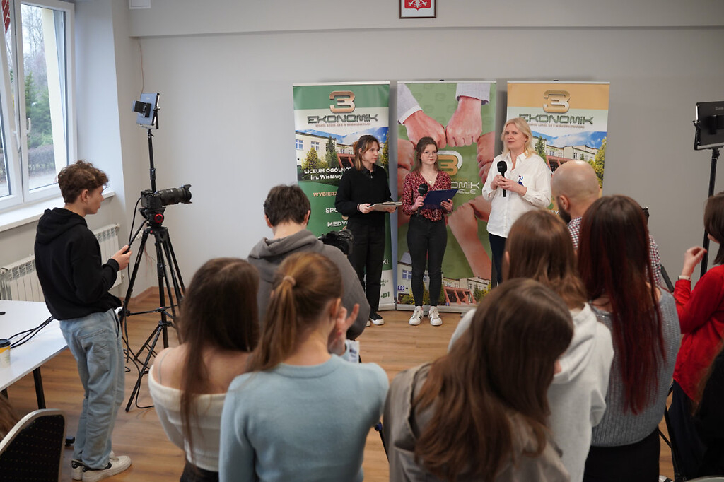 Projekt miniPAKT w Skierniewicach. Uczniowie Ekonomika stworzyli własny podcast