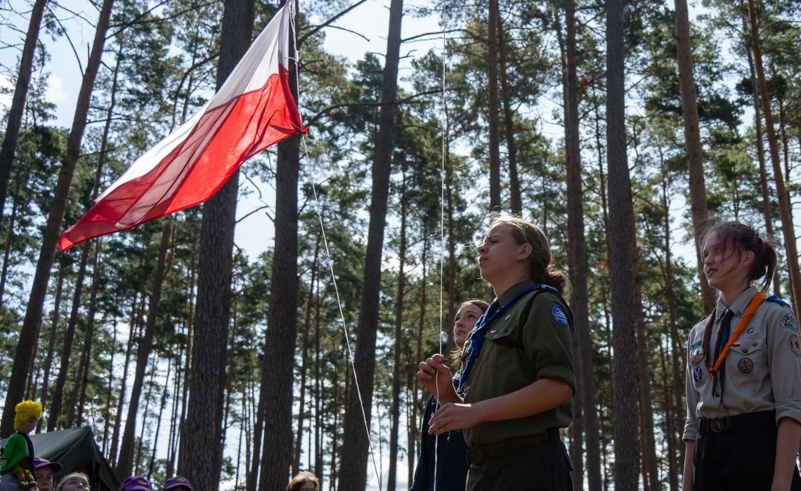 Steki tysięcy złotych dla łódzkich harcerzy. To wynik konkursu Urzędu Marszałkowskiego