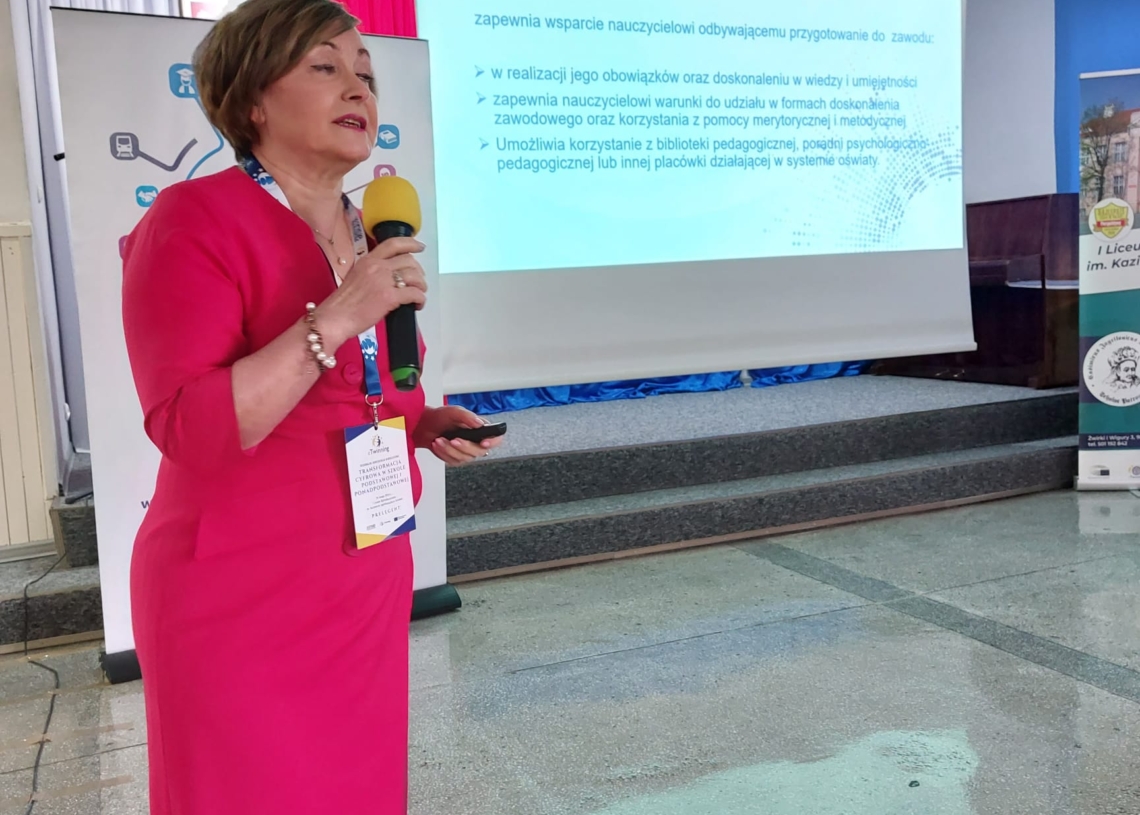 Platforma eTwinning w edukacji - konferencja w Sieradzu