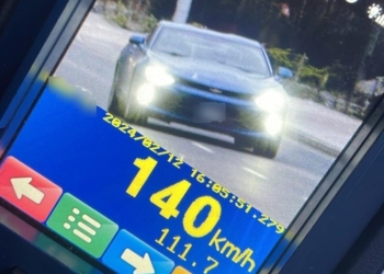 Pirat drogowy w chevrolecie