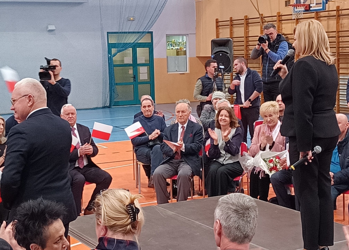 Beata Szydło spotkała się z sympatykami PiS w Sieradzu