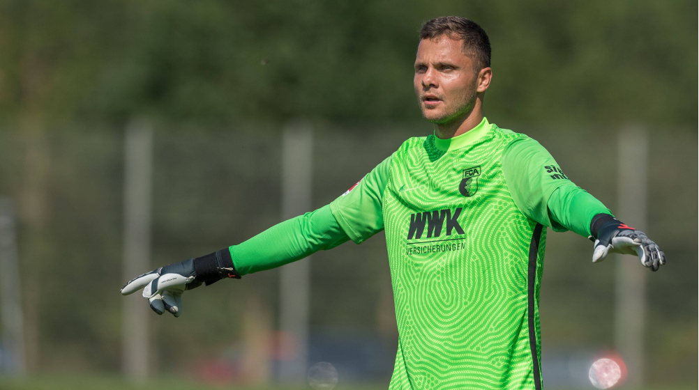Rafał Gikiewicz na testach medycznych w Widzewie. 36-letni bramkarz rozegrał ponad 120 meczów w Bundeslidze 1 Rafał Gikiewicz na testach medycznych w Widzewie