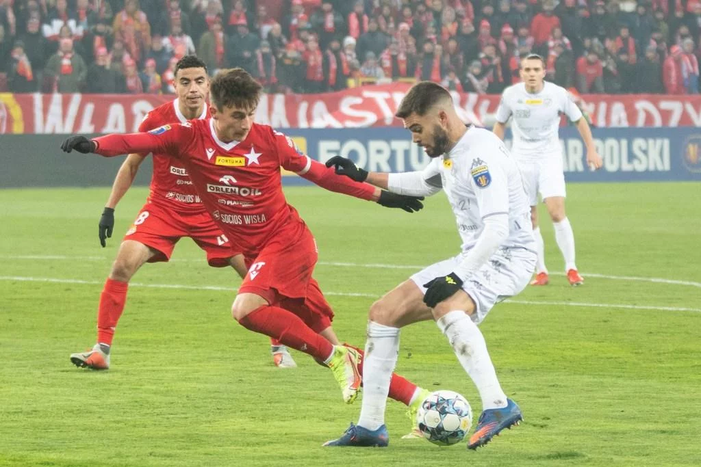 Puchar Polski. Widzew Łódź może wyrównać wynik sprzed 21 lat. Ważne, by nie utopił się w Wiśle 1 Puchar Polski. Przed meczem Wisła Kraków - Widzew Łódź