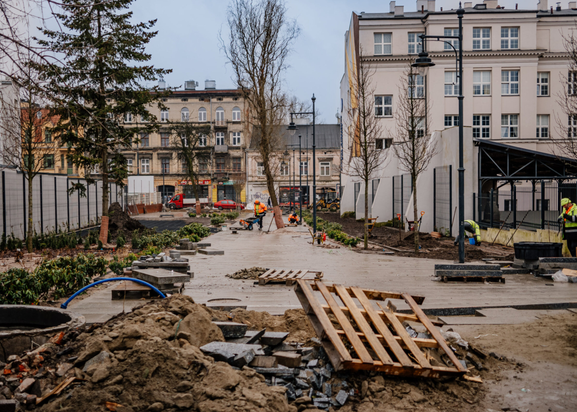 Budowa pasażu łączącego Legionów, Ogrodową i Gdańską
