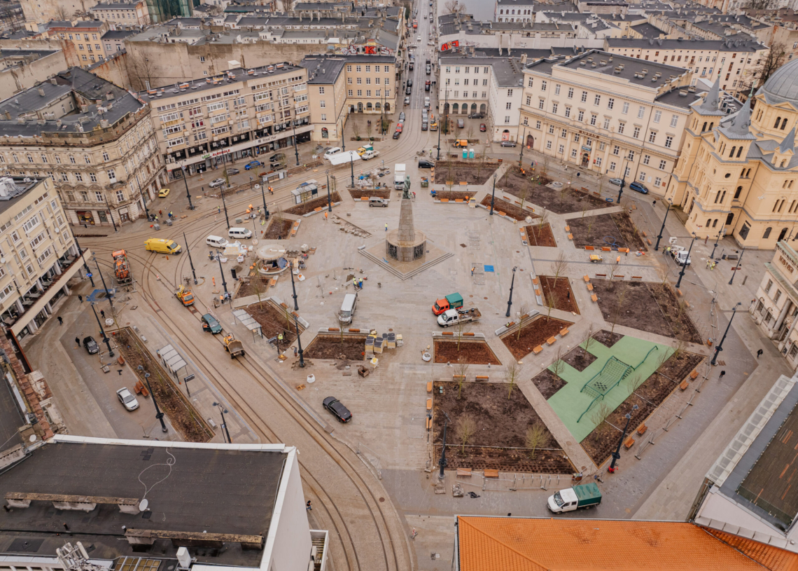 Modernizacja pl. Wolności. Tramwaje zaczną po nim kursować od 2 marca, a dwa dni później powinny wrócić na część Legionów
