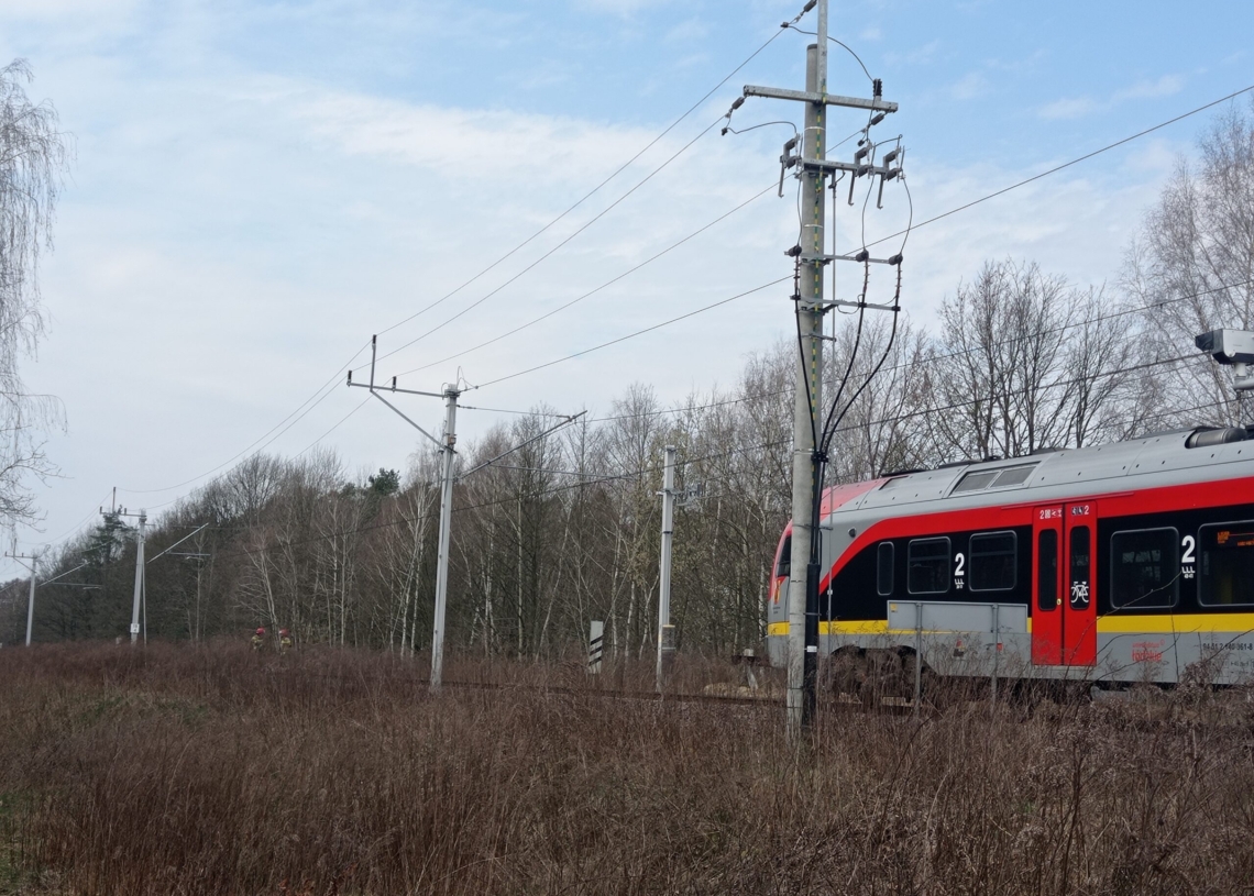 Pociąg ŁKA potrącił pieszego między stacjami Jedlicze a Zgierz Północ