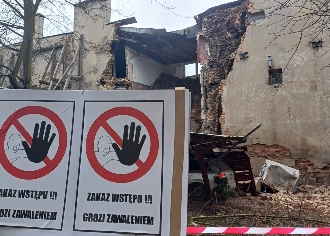 Zawalił się pustostan w Piotrkowie Trybunalskim