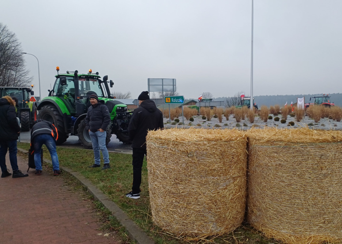 Łódzkie: kolejne protesty rolników, utrudnienia na drogach