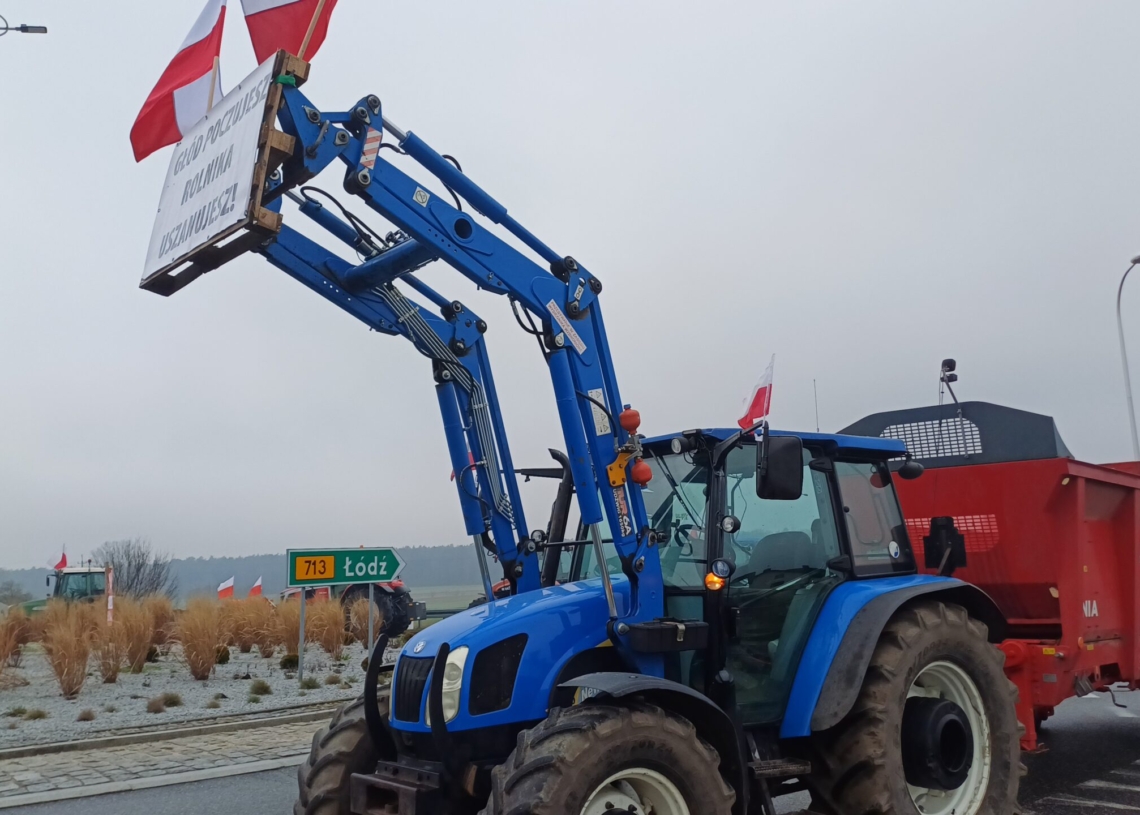Łódzkie: kolejne protesty rolników, utrudnienia na drogach